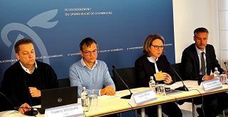 d.g.à.d.: Frédéric Docquier (LISER), Sylvain Besch (CEFIS), Ministre Corinne Cahen, Jacques Brosius (Département Intégration)